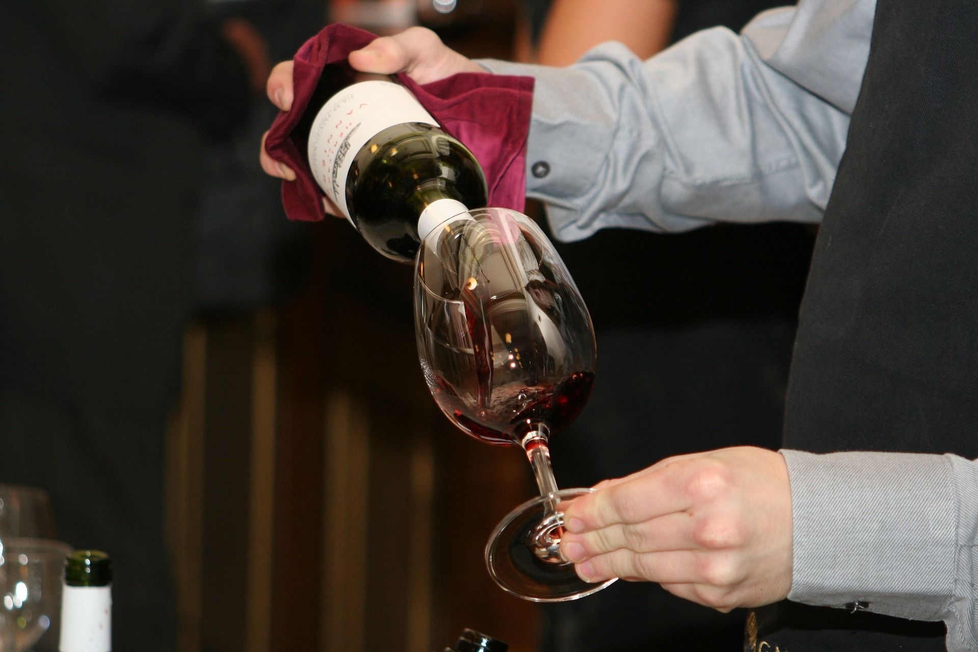 What's the difference between a sommelier and a wine maker